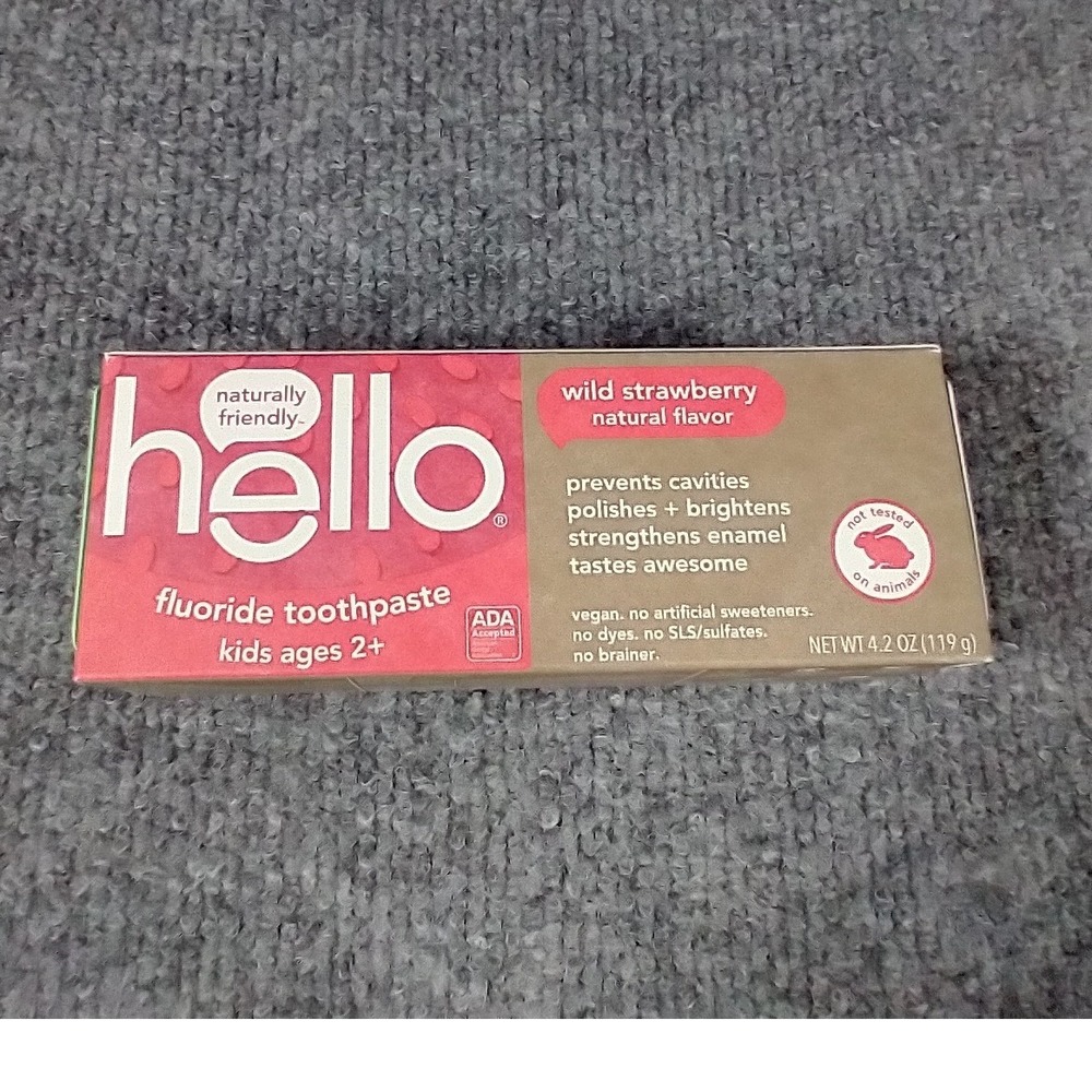 Hello Kids Fluoride Toothpaste Wild Strawberry 4.2 oz Ages‎ 2+ Exp 09/2025